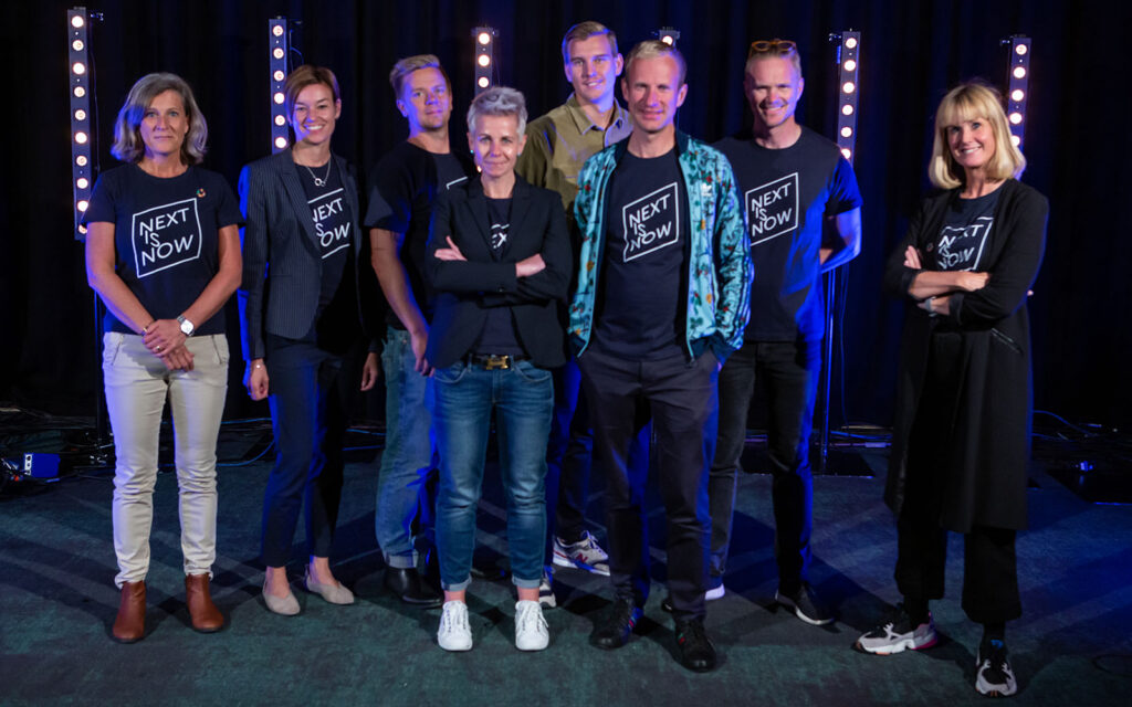 Agneta, Ellinor, Marcus, Ann, Oskar, Mattias Jens och Sara poserar tillsammans efter eventet.