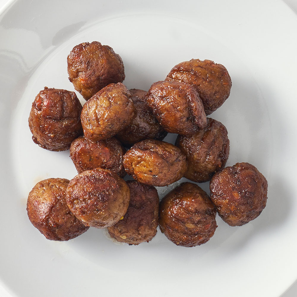 FELIX Köttbulle Nöt & Grönt på en vit tallrik.