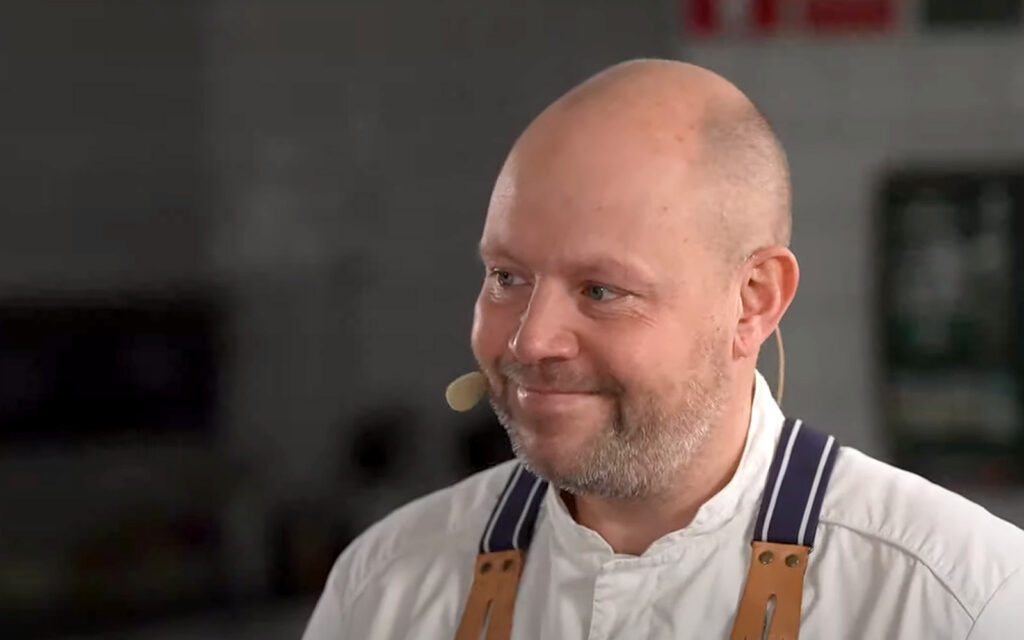 Närbild på kocken Johan Holster.